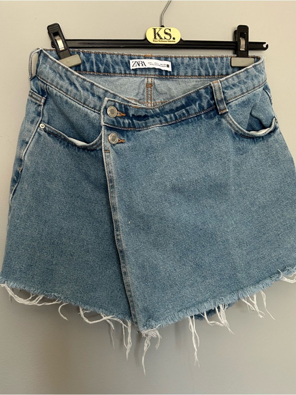 ZARA Light Blue Denim skort size L- worn once!